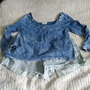 5 for $25.   La Hearts crop top